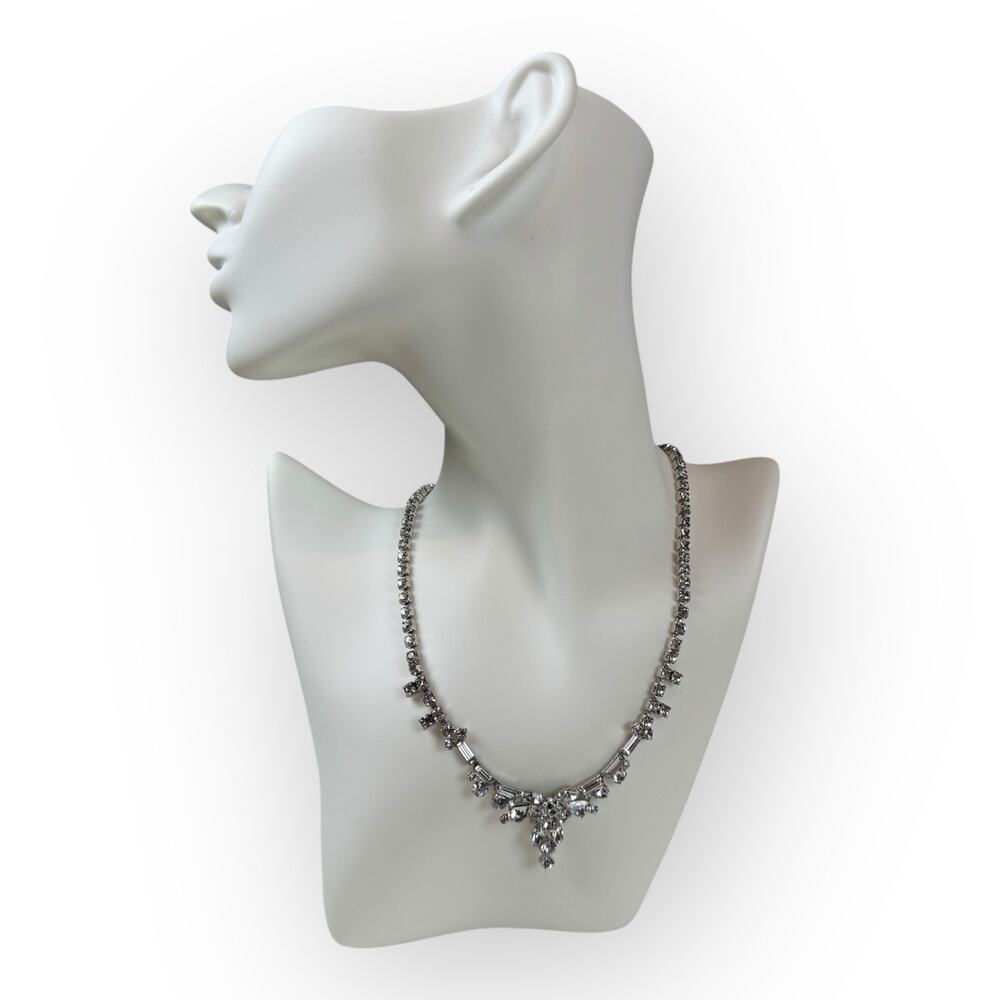 Vintage Rhinestone‎ Statement Necklace 15”